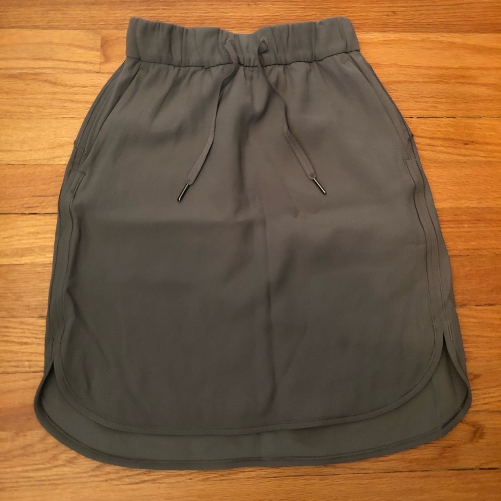 Lululemon Skirt in Khaki Green